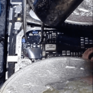 Micro soldering-circuit board repair